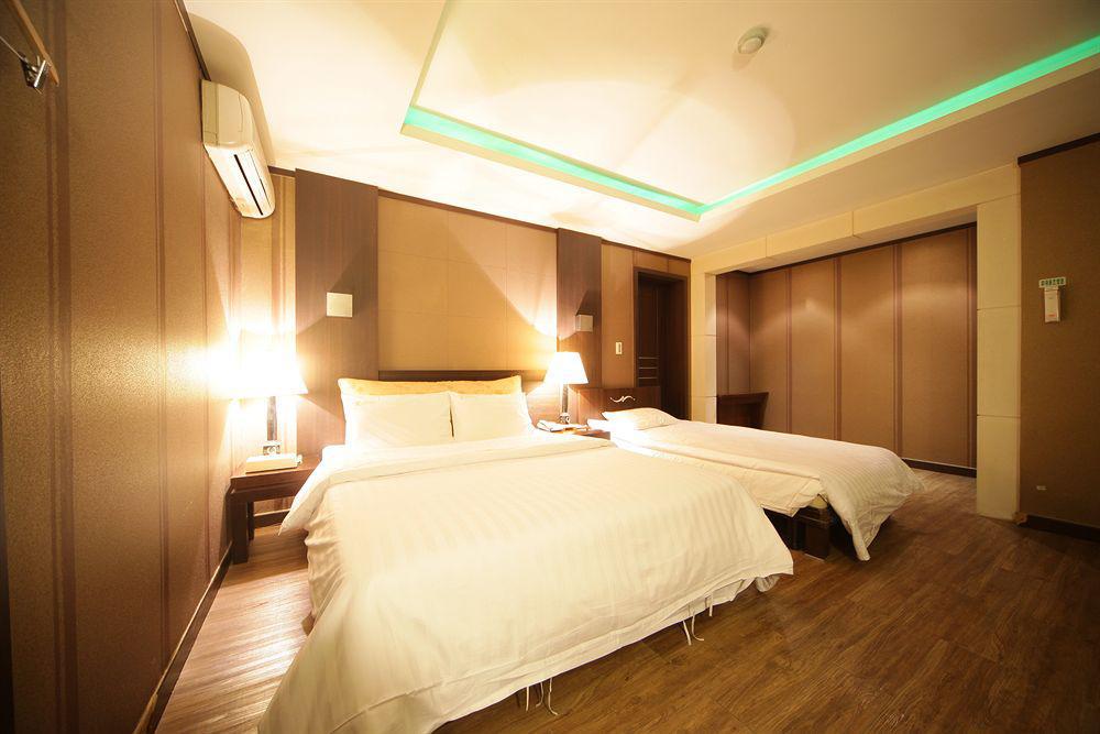 Hotel Noblesse, Yeoksam Seoul Exterior photo